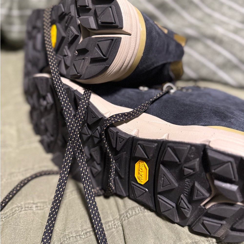 Danner Mountain 600 size 10D - Picture 5 of 6